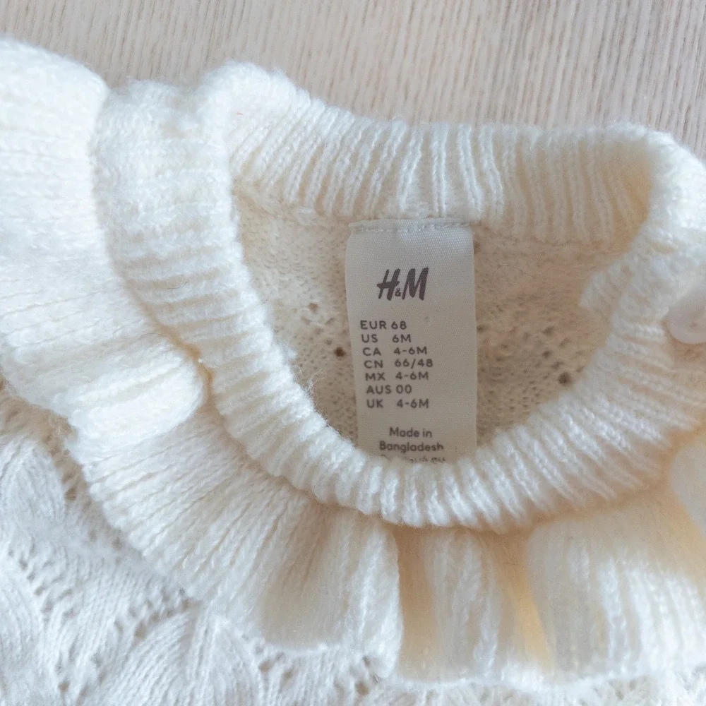 H&M Sweater Set Cream Pointelle Knit Ruffle Collar Pants Baby 6 Months